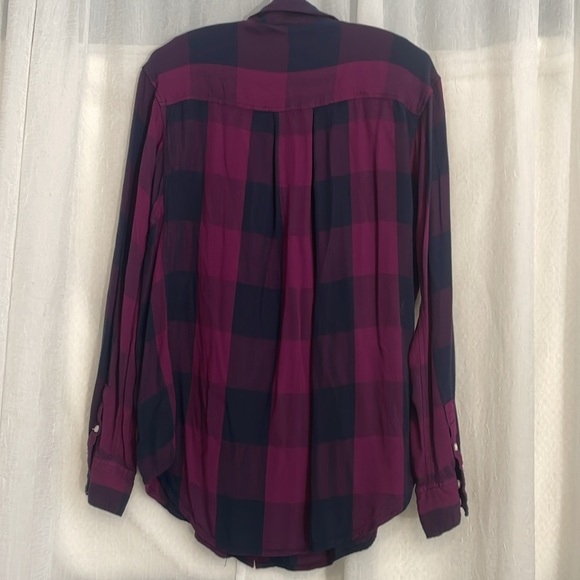 Stylus women’s plaid purple/navy Size Large blouse PTP21”length 27” - Picture 2 of 6